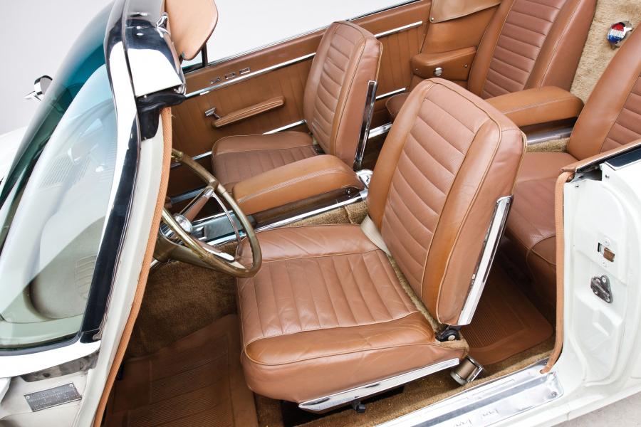  Chrysler 300H Convertible 1962 года  (фото 7 из 25)